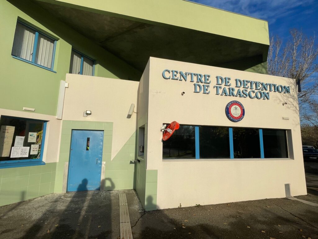Prison de Tarascon : Un Couteau en Céramique saisi ! Le Sang-Froid des Personnels Évite le Pire !